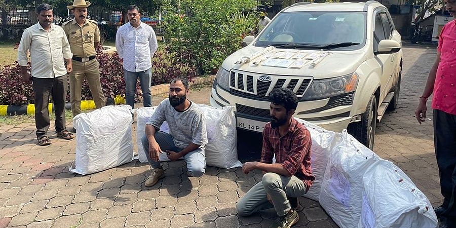 ಮಂಗಳೂರು ಪೊಲೀಸರ ಭರ್ಜರಿ ಕಾರ್ಯಾಚರಣೆ; 132 ಕೆಜಿ ಗಾಂಜಾ ವಶ, ಇಬ್ಬರು ವಶಕ್ಕೆ