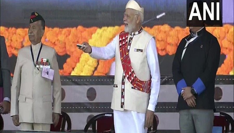 ಅರುಣಾಚಲ ಪ್ರದೇಶದ ಮೊದಲ ಗ್ರೀನ್‌ಫೀಲ್ಡ್‌ ವಿಮಾನ ನಿಲ್ದಾಣ ಉದ್ಘಾಟಿಸಿದ ಪ್ರಧಾನಿ ಮೋದಿ