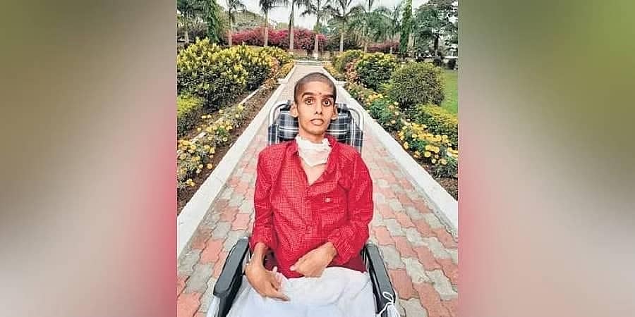 ಅನಾರೋಗ್ಯ ಪೀಡಿತ ಮಗನ ಆರೈಕೆಗೆ ಹೆಚ್ಚುವರಿ ರಜೆ ಪಡೆದುಕೊಂಡಿದ್ದ ಮುಖ್ಯೋಪಾಧ್ಯಾಯಿನಿ: ವೇತನ ಮರುಪಾವತಿಗೆ ಸರ್ಕಾರ ಆದೇಶ
