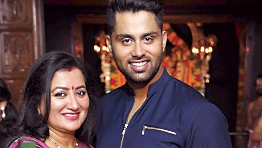 ಹಳೇ ಮೈಸೂರು ಭಾಗದಲ್ಲಿ 'ಕಮಲ' ಅರಳಿಸಲು ಪ್ಲಾನ್: ಜೆಡಿಎಸ್ ಭದ್ರಕೋಟೆಯಲ್ಲಿ ಬಿಗ್ 'ಆಪರೇಷನ್'; ಅಭಿಷೇಕ್ ಜೊತೆ ಸುಮಲತಾ ಬಿಜೆಪಿ ಸೇರ್ಪಡೆ ಸನ್ನಿಹಿತ!