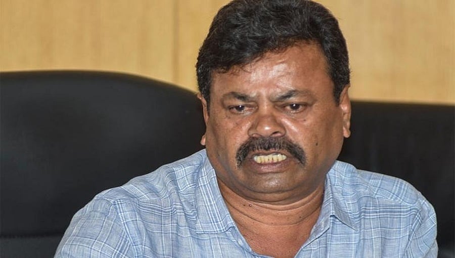 ಲೋಕಸಭೆ ಚುನಾವಣೆಯಲ್ಲಿ ಹಣ ಪಡೆದು ರೇಣುಕಾಚಾರ್ಯ ಕಾಂಗ್ರೆಸ್ ಪರ ಕೆಲಸ: ಶಾಸಕ ಬಸವರಾಜು ಶಿವಗಂಗಾ ಆರೋಪ
