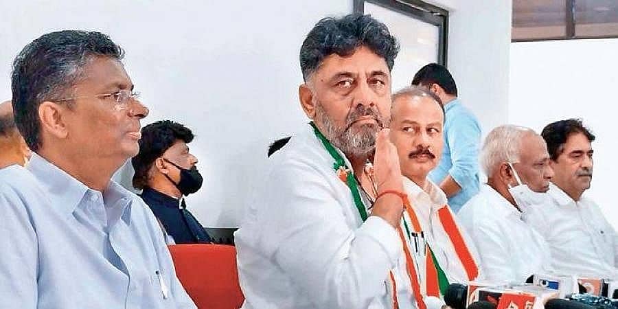 ಸತೀಶ್ ಜಾರಕಿಹೊಳಿ 'ಹಿಂದೂ' ಹೇಳಿಕೆ; ಕೆಪಿಸಿಸಿ ಕಾರ್ಯಾಧ್ಯಕ್ಷ ಹುದ್ದೆಗೆ ಕುತ್ತು? ಸ್ಪಷ್ಟೀಕರಣ ಕೇಳ್ತಿವಿ ಎಂದ ಡಿಕೆಶಿ!
