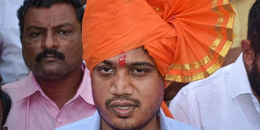ರಾತ್ರೋರಾತ್ರಿ ಕಳ್ಳನಂತೆ ಬೆಳಗಾವಿಗೆ ಭೇಟಿ ನೀಡಿದ ಎನ್ಸಿಪಿ ಶಾಸಕ ರೋಹಿತ್ ಪವಾರ್: ಎಂಇಎಸ್ ಮುಖಂಡರ ಜತೆ ರಹಸ್ಯ ಸಭೆ