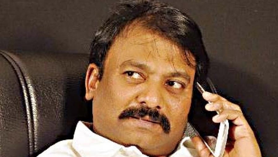 ಪತ್ನಿ ಮೇಲೆ ಹಲ್ಲೆ, ಕದ್ದ ಚಿನ್ನ ಖರೀದಿ ಆರೋಪ: ಅಟ್ಟಿಕಾ ಕಂಪನಿಯ ಮಾಲೀಕ ಅಟ್ಟಿಕಾ ಬಾಬು ಬಂಧನ