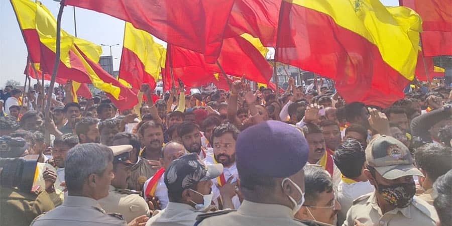 ಬೆಳಗಾವಿಗೆ ಬರುತ್ತಿದ್ದೇನೆ ರಕ್ಷಣೆ ನೀಡಿ ಎಂದ ಮಾನೆ, ಪ್ರವೇಶ ನಿರ್ಬಂಧ ಆದೇಶ ಹೊರಡಿಸಿದ ಡಿಸಿ ನಿತೇಶ್ ಪಾಟೀಲ್!