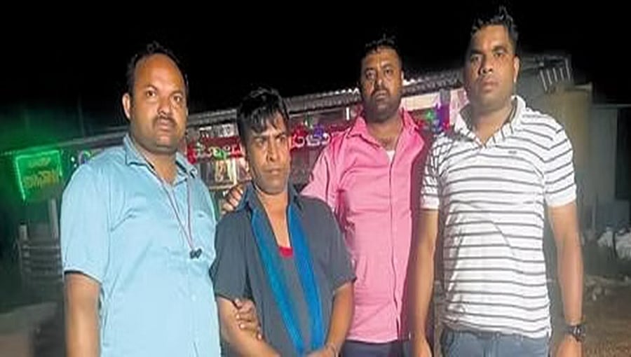 ಬೆಂಗಳೂರು: ಪೆರೋಲ್ ಮೇಲೆ ಹೊರಬಂದು 15 ವರ್ಷಗಳಿಂದ ತಲೆಮರೆಸಿಕೊಂಡಿದ್ದ ಕೈದಿಯ ಬಂಧನ!