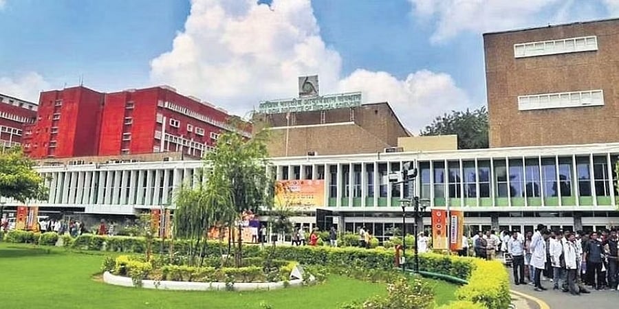ದೆಹಲಿಯ ಏಮ್ಸ್ ನಲ್ಲಿ ನಳ್ಳಿಗಳಲ್ಲಿ ಪೂರೈಕೆಯಾಗುತ್ತಿರುವ ನೀರಿನಲ್ಲಿ ಜೀವಂತ ಹುಳಗಳು!