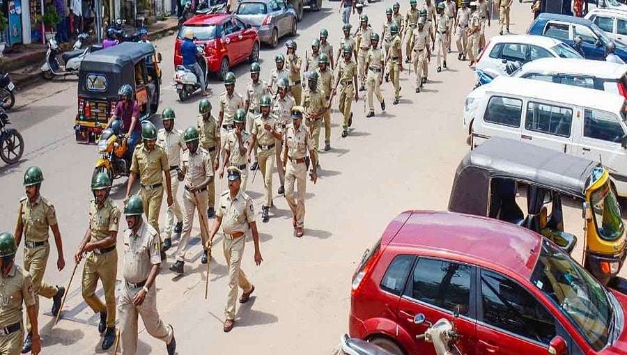 ಮಂಗಳೂರು: ಚೂರಿ ಇರಿತಕ್ಕೊಳಗಾಗಿದ್ದ ವರ್ತಕ ಜಲೀಲ್ ಸಾವು; 4 ಠಾಣೆಗಳ ವ್ಯಾಪ್ತಿಯಲ್ಲಿ ಸೆಕ್ಷನ್ 144 ಜಾರಿ