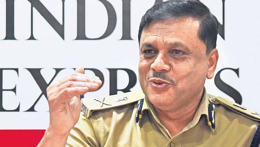 10 ನಿಮಿಷ ಮೊದಲೇ ಮನೆಯಿಂದ ಹೊರಡಿ... ನೋ ಟೆನ್ಷನ್, ನೋ ಪ್ರೆಷರ್: ಜನತೆಗೆ ಹೊಸ ಮಂತ್ರ ನೀಡಿದ ಸಲೀಂ