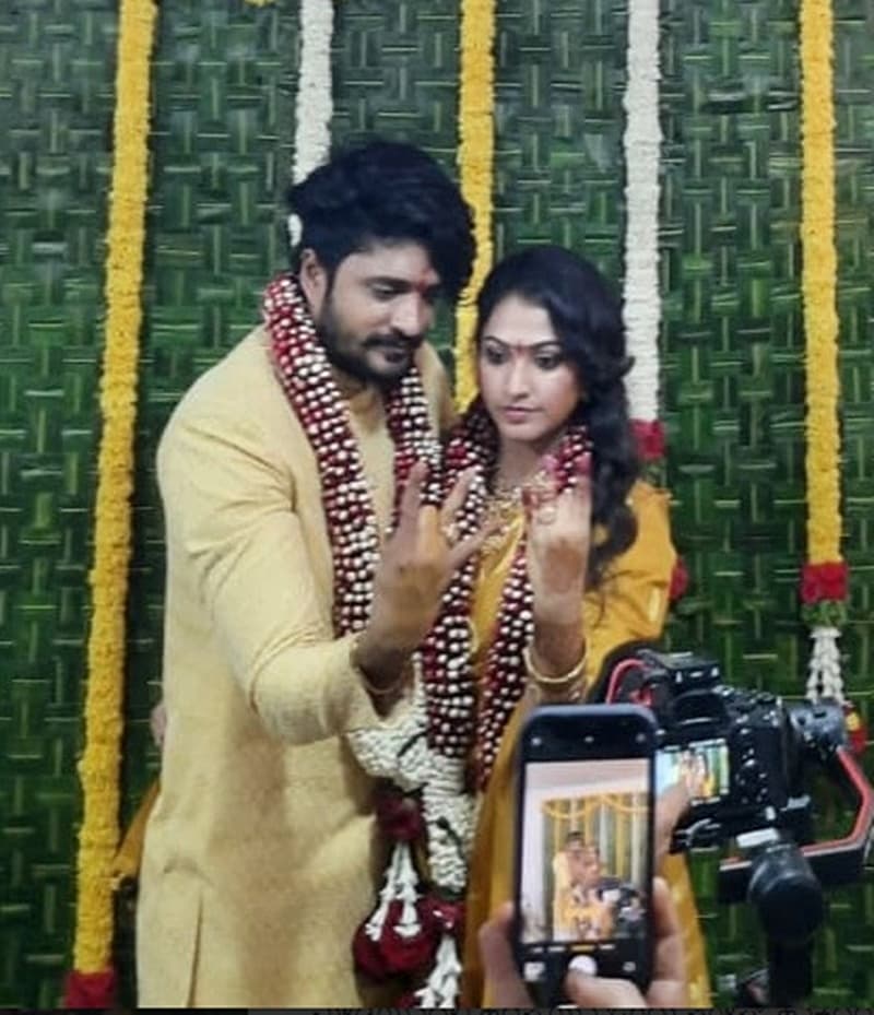 ಈ ಜೋಡಿಗೆ ಕೆಲವರು ಸಿಂಹಪ್ರಿಯ ಎಂದು ಹೆಸರಿಟ್ಟಿದ್ದಾರೆ.