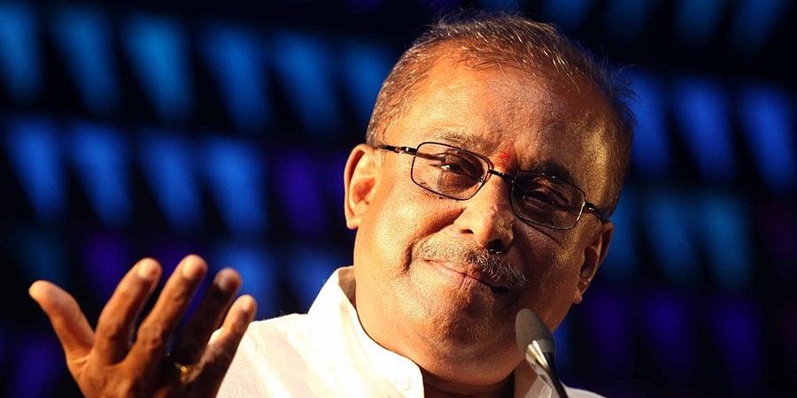 'ಅಂದು ಗೋಕಾಕ್ ಚಳವಳಿ, ಇಂದು ಕುಪ್ಪಳ್ಳಿ ಕಹಳೆ': ಪಠ್ಯಪುಸ್ತಕ ಪರಿಷ್ಕರಣೆ ವಿರುದ್ಧ ಕಾಂಗ್ರೆಸ್ ಪಾದಯಾತ್ರೆಯಲ್ಲಿ ಸಂಗೀತ ನಿರ್ದೇಶಕ ಹಂಸಲೇಖ ಗುಡುಗು