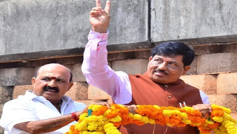 ವಾಯುವ್ಯ ಪದವೀಧರ ಕ್ಷೇತ್ರದ ಚುನಾವಣೆ: ಹನುಮಂತ ಆರ್.ನಿರಾಣಿ ಗೆಲುವು