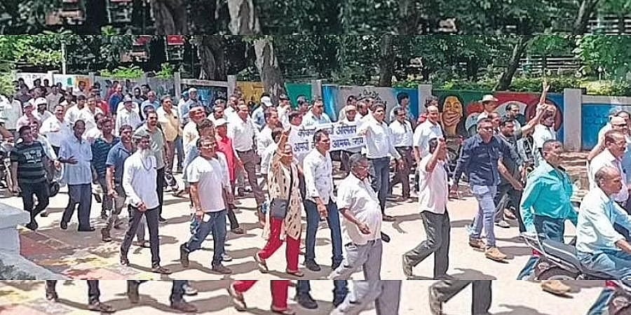 ದೇವನಾಗರಿ ಲಿಪಿಯಲ್ಲಿ ರಸ್ತೆ ಮಾರ್ಗಸೂಚಿ ಫಲಕಗಳಿಗೆ ಒತ್ತಾಯಿಸಿ ಕೊಂಕಣಿ ಭಾಷಿಕರ ಪ್ರತಿಭಟನೆ