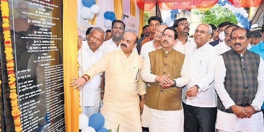 ಹುಬ್ಬಳ್ಳಿ-ಅಂಕೋಲಾ ರೈಲ್ವೆ ಮಾರ್ಗಕ್ಕಿರುವ ಅಡ್ಡಿ ಈ ವರ್ಷ ನಿವಾರಣೆ: ಸಿಎಂ ಬೊಮ್ಮಾಯಿ