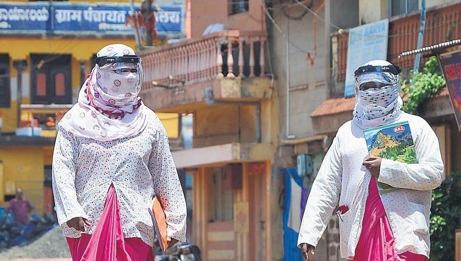 ದಲಿತಳೆಂಬ ಕಾರಣಕ್ಕೆ ಮನೆಯೊಳಗೆ ಸೇರಿಸುತ್ತಿಲ್ಲ, ಕರ್ತವ್ಯ ಹೇಗೆ ನಿರ್ವಹಿಸಲಿ: ಕಣ್ಣೀರಿಟ್ಟ ಆಶಾ ಕಾರ್ಯಕರ್ತೆ