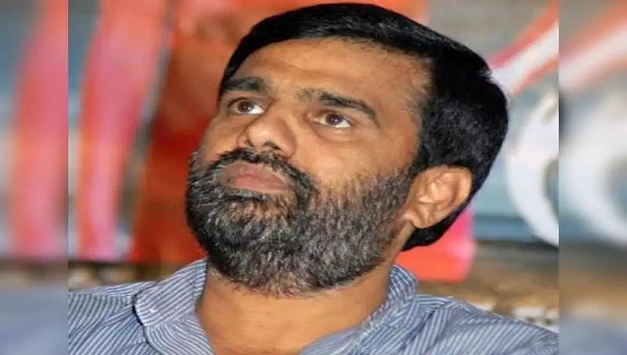 ಸ್ಯಾಂಡಲ್ ವುಡ್ ನಿರ್ಮಾಪಕ ಸೂರಪ್ಪ ಬಾಬು ಕಾರು ಅಪಘಾತ: ಅಪಾಯದಿಂದ ಪಾರು!