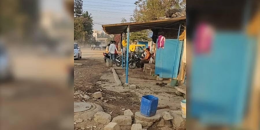 ಬೆಂಗಳೂರು: ಯಶವಂತಪುರ ಕೈಗಾರಿಕಾ ಪ್ರದೇಶದಲ್ಲಿ ಮುಖ್ಯರಸ್ತೆ ಆಕ್ರಮಿಸಿಕೊಂಡ ಕುಟುಂಬ; ಸಚಿವ ಮುನಿರತ್ನ ಆಪ್ತರೆಂದು ಧಮ್ಕಿ