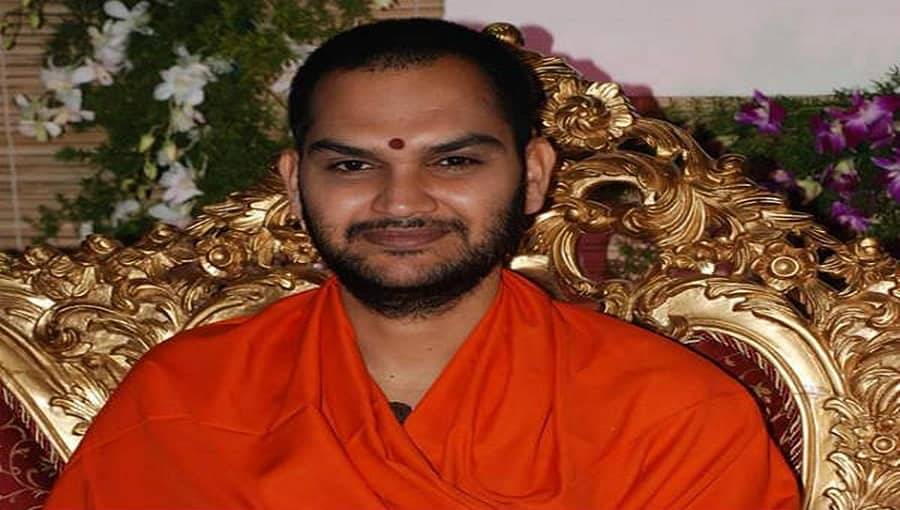 ವಿಲಕ್ಷಣ ಮನಸ್ಥಿತಿಯವರನ್ನು ಬಿಟ್ಟು, ಅಧ್ಯಯನ ಶೀಲರನ್ನು ಪಠ್ಯಪುಸ್ತಕ ಪರಿಷ್ಕರಣೆ ಸಮಿತಿಗೆ ನೇಮಿಸಿ: ನಂಜಾವಧೂತ ಸ್ವಾಮೀಜಿ
