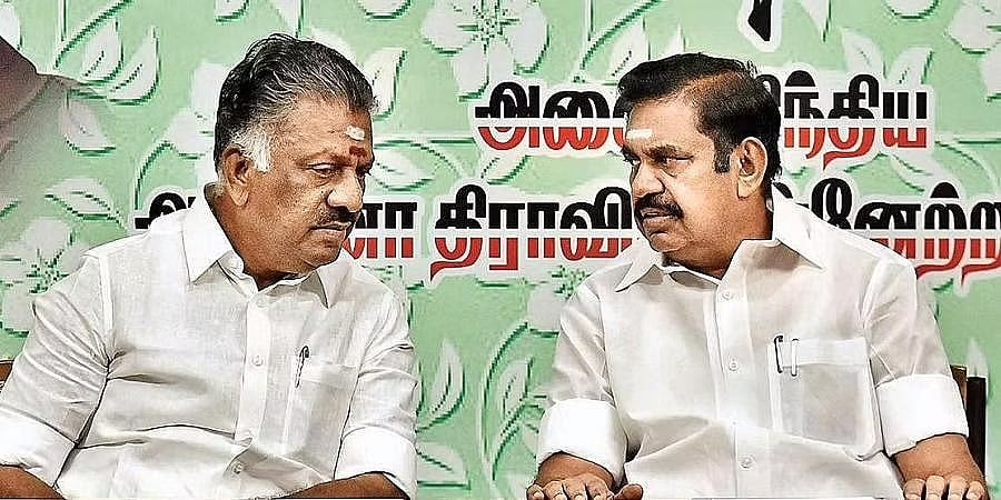 ಪಳನಿಸ್ವಾಮಿಗೆ ಜಯ, ಪನ್ನೀರ್ ಸೆಲ್ವಂಗೆ ಹಿನ್ನಡೆ: ಎಐಎಡಿಎಂಕೆ ಮಹತ್ವದ ಸಭೆಗೆ ಮದ್ರಾಸ್ ಹೈಕೋರ್ಟ್ ಗ್ರೀನ್ ಸಿಗ್ನಲ್