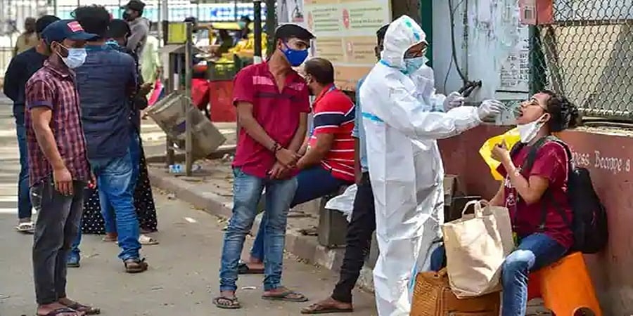 ಕೊರೋನಾ ಏರಿಳಿತ: ಬೆಂಗಳೂರಿನಲ್ಲಿ 832 ಸೇರಿ ರಾಜ್ಯದಲ್ಲಿ 891 ಹೊಸ ಪ್ರಕರಣ ಪತ್ತೆ, ಒಬ್ಬರು ಸಾವು