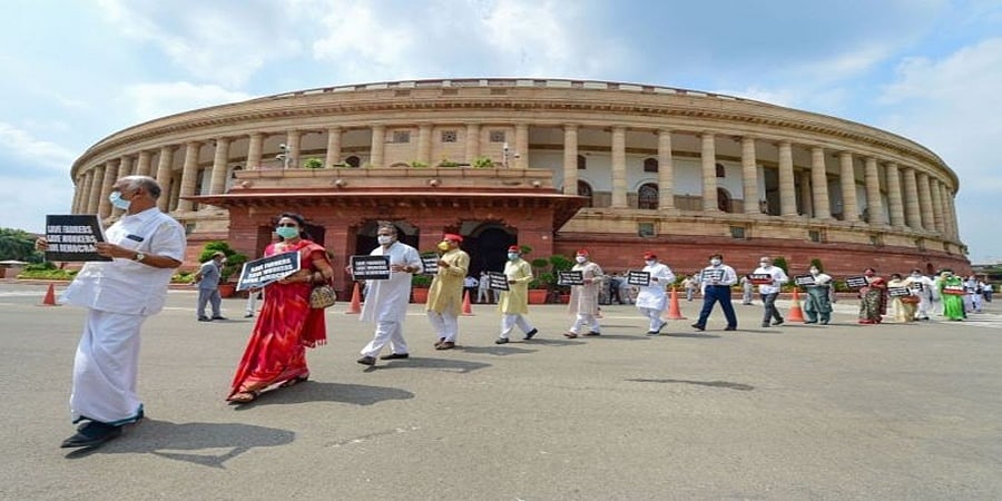 ಸಂಸತ್ ಆವರಣದಲ್ಲಿ ಧರಣಿ, ಮುಷ್ಕರ ನಡೆಸುವಂತಿಲ್ಲ: ರಾಜ್ಯಸಭೆ ನೂತನ ನಿಯಮ