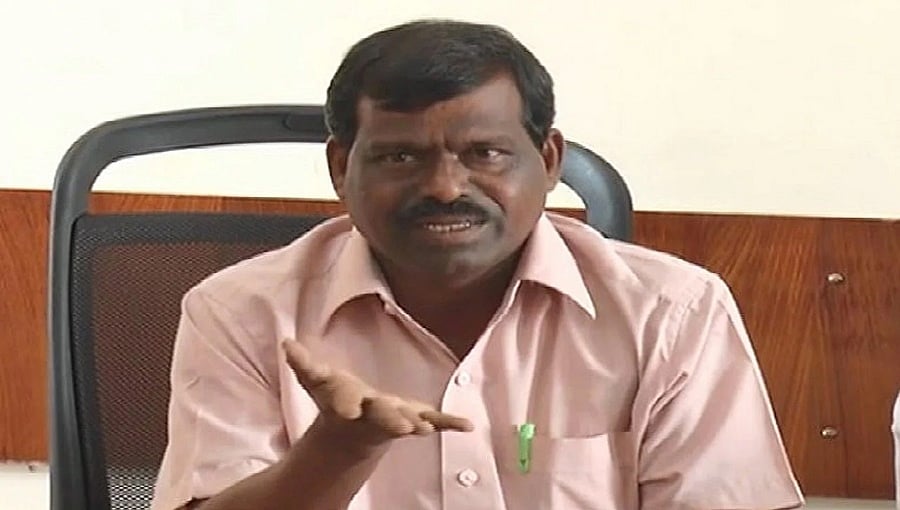 ಯಡಿಯೂರಪ್ಪಗಾಗಿ ಮಾಡಿದ್ದ ಹರಕೆ ವಾಪಸ್: ದೇವಸ್ಥಾನಕ್ಕೆ ರಥ ನೀಡುವ ಯೋಜನೆ ಕೈಬಿಟ್ಟ ಬಿಜೆಪಿ ಶಾಸಕ ಎಂಪಿ ಕುಮಾರಸ್ವಾಮಿ