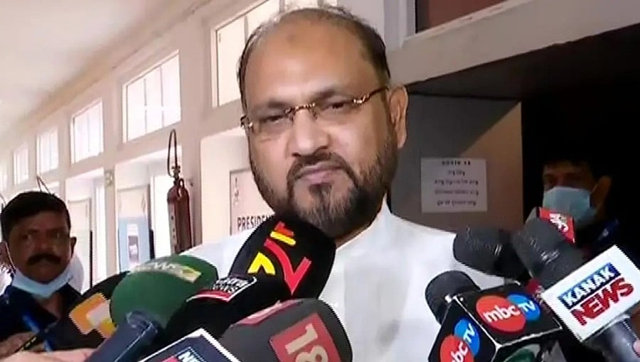 'ಈ ಮಣ್ಣಿಗೋಸ್ಕರ': ಕಾಂಗ್ರೆಸ್ ಶಾಸಕನಿಂದ ಅಡ್ಡಮತದಾನ, ಬಿಜೆಪಿ ಅಭ್ಯರ್ಥಿ ದ್ರೌಪತಿ ಮುರ್ಮುಗೆ ಮತ ಚಲಾಯಿಸಿದ ಮೊಕ್ವಿಮ್