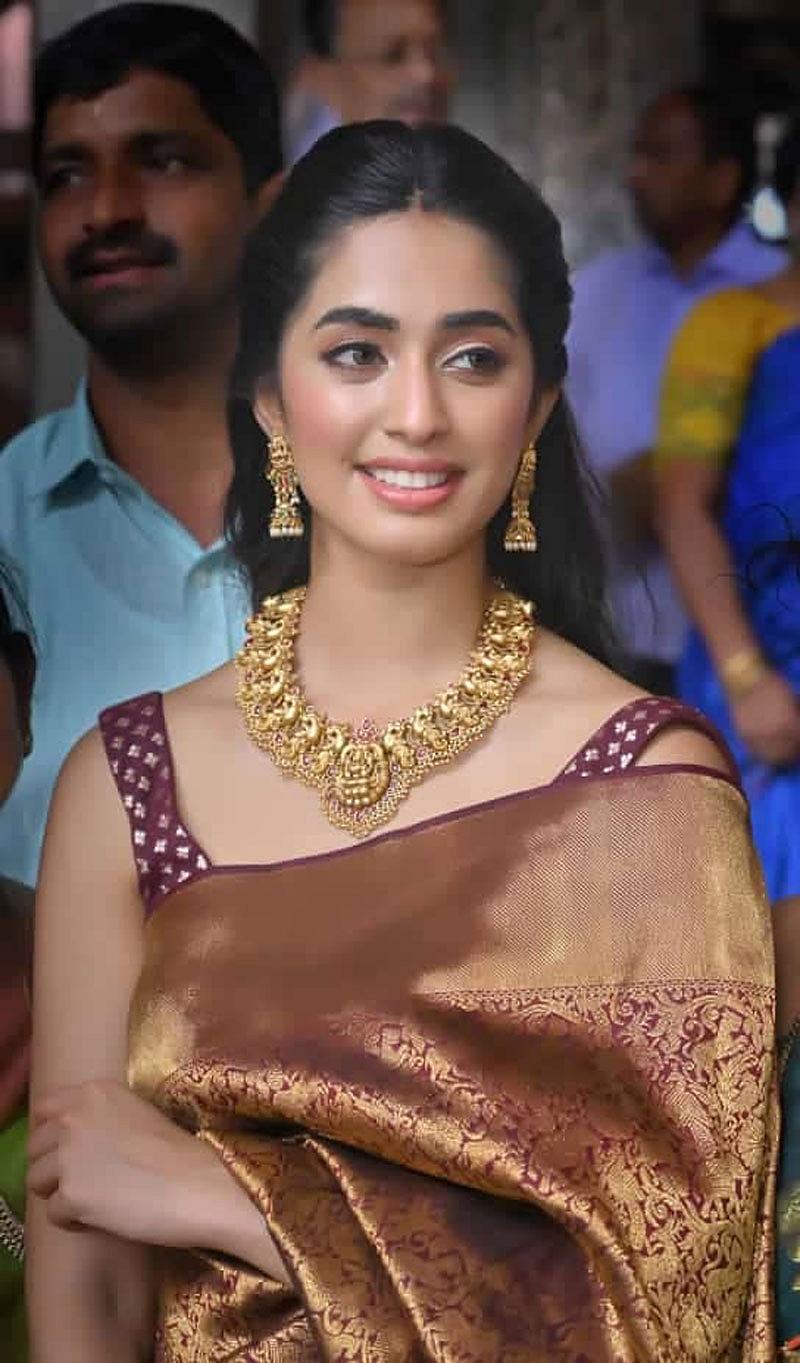 ಎಲ್ಲರ ಆಶೀರ್ವಾದದಿಂದ ನಾನು ಈ ಸಾಧನೆ ಮಾಡಿದ್ದೇನೆ. ಎಲ್ಲರಿಗೂ ಧನ್ಯವಾದಗಳು. ಕಟೀಲು ದೇವಿಯ ದರ್ಶನ ಮಾಡಿ ಬಂದಿದ್ದೇನೆ.