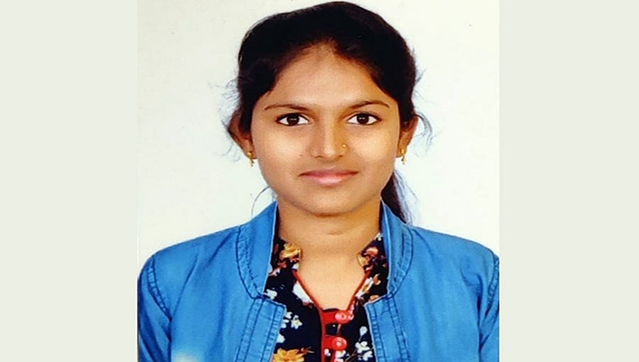 ಬೆಂಗಳೂರು: ಹಾಸ್ಟೆಲ್ ಕೊಠಡಿಯಲ್ಲೇ ಇಂಜಿನಿಯರಿಂಗ್ ವಿದ್ಯಾರ್ಥಿನಿ ಆತ್ಮಹತ್ಯೆ