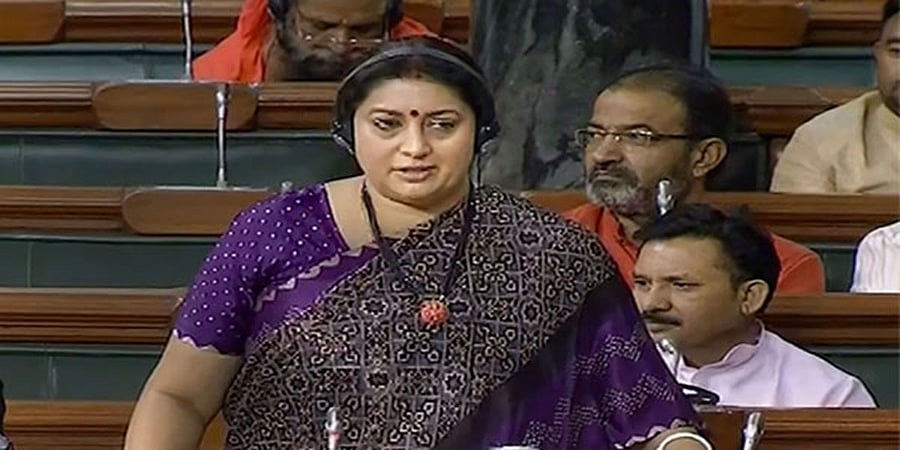 ಮಗು ದತ್ತು ಪಡೆಯಲು 28,663 ಭಾರತೀಯ ಅರ್ಜಿದಾರರು ವೆಯ್ಟಿಂಗ್: ಲೋಕಸಭೆಗೆ ಸ್ಮೃತಿ ಇರಾನಿ ಮಾಹಿತಿ