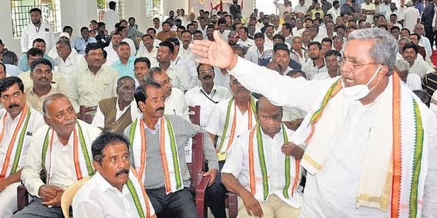 ಶಿಕಾರಿಪುರಕ್ಕೆ ವಿಜಯೇಂದ್ರ ಹುರಿಯಾಳು: ಸೇಫ್ ಕ್ಷೇತ್ರ ಹುಡುಕುತ್ತಿರುವ ಸಿದ್ದರಾಮಯ್ಯ ಕಣ್ಣು ವರುಣಾ ಮೇಲೆ?