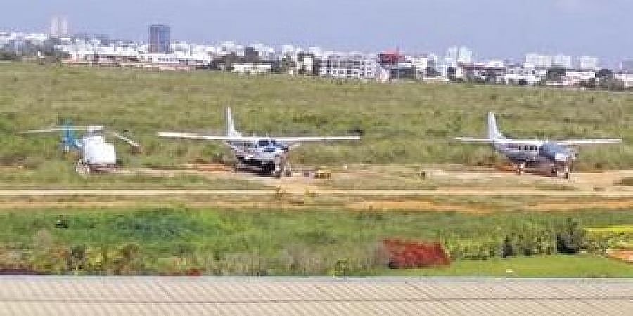 ಬೆಂಗಳೂರು: ವಿಮಾನ ಅಪಘಾತ ಕುರಿತು ವಾಸ್ತವಾಂಶ ಮುಚ್ಚಿಡುವ ಯತ್ನ!