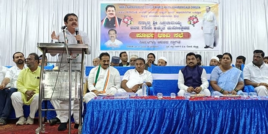 ಪಕ್ಷ ಪೂಜೆನೂ ಮಾಡ್ತಿನಿ, ಜೊತೆಗೆ ವ್ಯಕ್ತಿ ಪೂಜೆನೂ ಮಾಡ್ತಿನಿ, ನನ್ನ ಬಾಯಿ ಮುಚ್ಚೋಕೆ ಯಾರಿಂದಲೂ ಸಾಧ್ಯವಿಲ್ಲ: ಡಿಕೆಶಿಗೆ ಜಮೀರ್ ಟಾಂಗ್