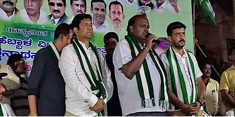 ಬೆಂಗಳೂರು: ರಾಜಕಾಲುವೆ ಮೇಲಿನ ಅರಮನೆ, ಮಾಲ್ ಗಳ ಮೇಲೆ ಬುಲ್ಡೋಜರ್ ಹೋಗಲ್ಲ- ಕುಮಾರಸ್ವಾಮಿ