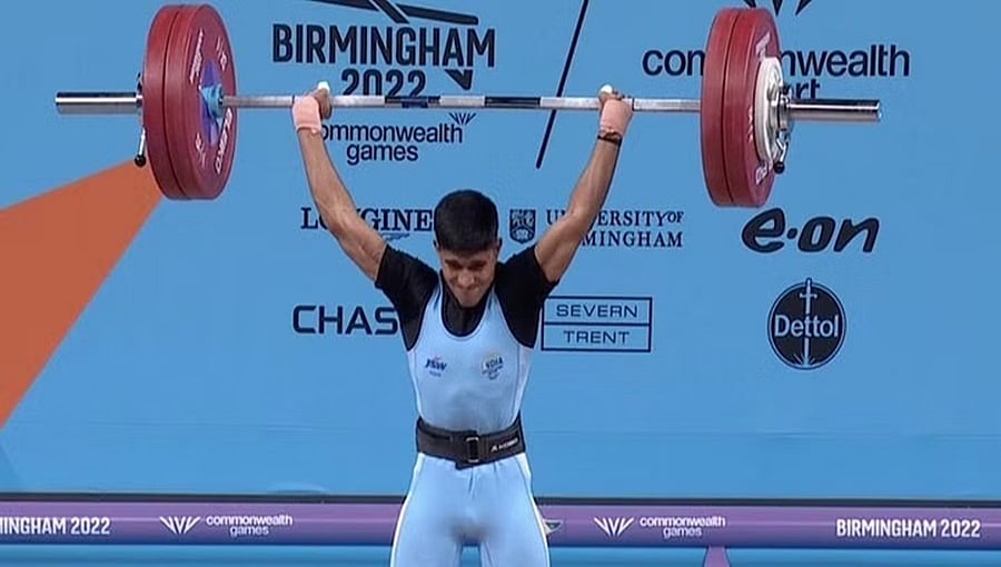 ಕಾಮನ್ವೆಲ್ತ್ ಗೇಮ್ಸ್ 2022: ಭಾರತಕ್ಕೆ ಮೊದಲ ಪದಕ; ಬೆಳ್ಳಿ ಗೆದ್ದ ವೇಯ್ಟ್ ಲಿಫ್ಟರ್ ಸಂಕೇತ್ ಸರ್ಗರ್!