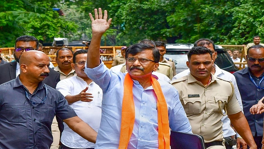 ಪತ್ರಾ ಚಾಲ್ ಭೂ ಹಗರಣ: ಸಂಸದ ಸಂಜಯ್ ರಾವತ್ ರನ್ನು ವಶಕ್ಕೆ ಪಡೆದ ಇಡಿ