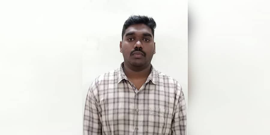ಕಾರವಾರ: ಐಎನ್ಎಸ್ ಕದಂಬ ನೌಕಾನೆಲೆ ಪ್ರವೇಶಿಸಲು ಯತ್ನಿಸಿದ ನಕಲಿ ಅಧಿಕಾರಿ ಬಂಧನ