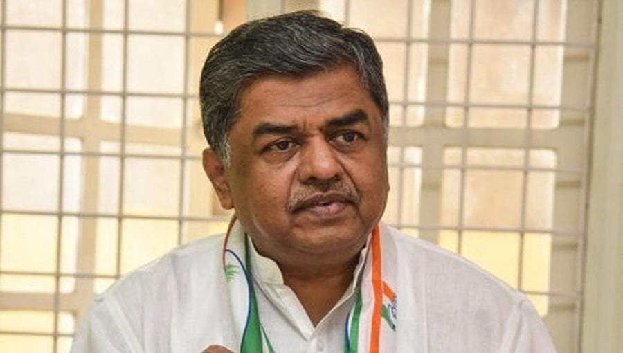 ಪ್ರವೀಣ್ ನೆಟ್ಟಾರು ಕೊಲೆ ಪ್ರಕರಣದ ತನಿಖೆ ಎನ್ ಐ ಎಗೆ ವಹಿಸಿರುವುದು ಕಣ್ಣೊರೆಸುವ ತಂತ್ರ: ಬಿಕೆ ಹರಿಪ್ರಸಾದ್