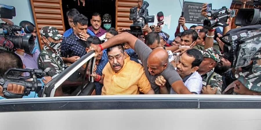 ಗೋ ಕಳ್ಳಸಾಗಣೆ ಪ್ರಕರಣ: ಹಣಕ್ಕಾಗಿ ಅಪರಾಧಿಗಳಿಗೆ ಅನುಬ್ರತಾ ಮೊಂಡಲ್ ರಕ್ಷಣೆ- ಸಿಬಿಐ