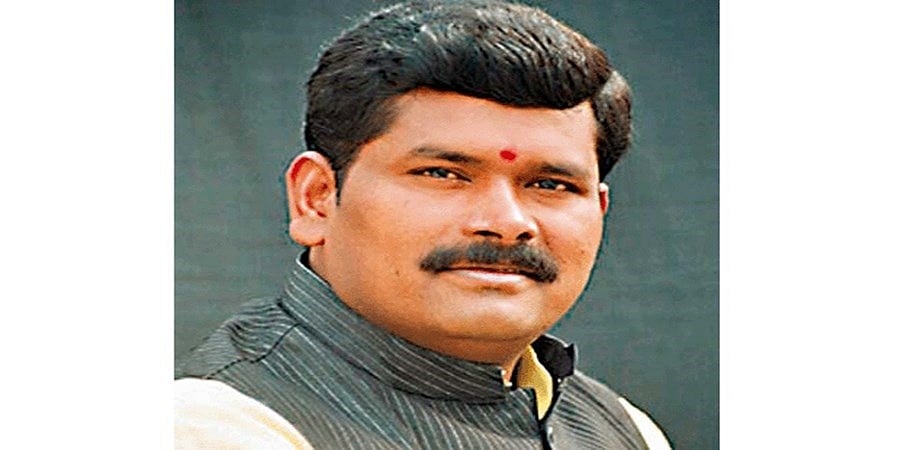 ಬಿಜೆಪಿಯವರಿಗೆ ಅಷ್ಟು ದೇಶಭಕ್ತಿಯಿದ್ದರೆ ಉಚಿತವಾಗಿ ತ್ರಿವರ್ಣ ಧ್ವಜ ಹಂಚಲಿ, ಇವರು ಕೇವಲ ಪ್ರಚಾರಪ್ರಿಯರು: ಶಿವರಾಜ್ ತಂಗಡಗಿ