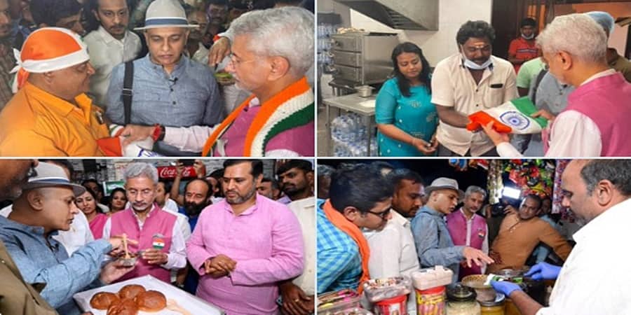 ಬೆಂಗಳೂರು: ವಿ ವಿ ಪುರಂ ಫುಡ್ ಸ್ಟ್ರೀಟ್ ನಲ್ಲಿ ಆಹಾರ ಸವಿದ ವಿದೇಶಾಂಗ ಸಚಿವ ಎಸ್. ಜೈಶಂಕರ್