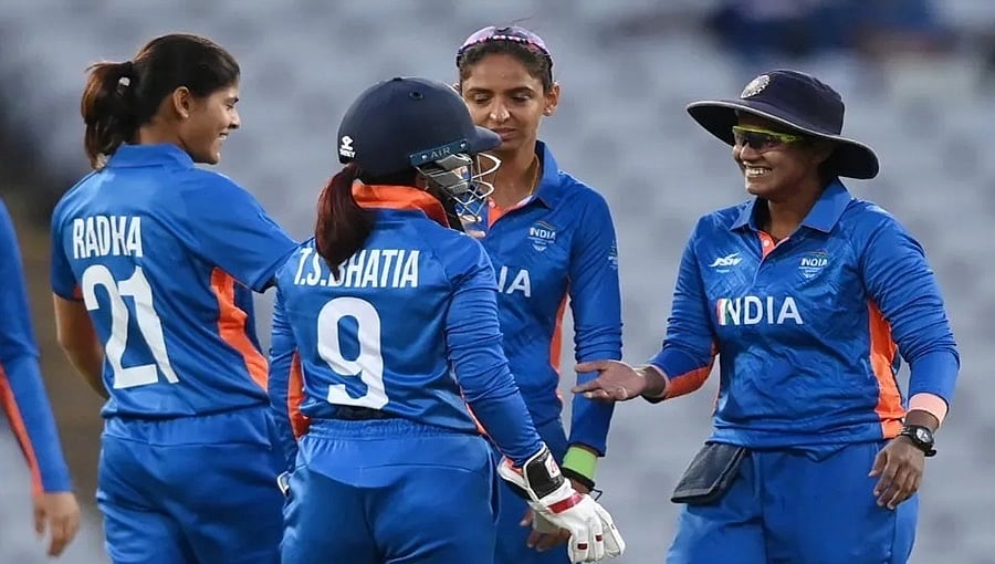 ಇಂಗ್ಲೆಂಡ್ ಪ್ರವಾಸ: ಮಹಿಳಾ ಟೀಂ ಇಂಡಿಯಾ ಪ್ರಕಟಿಸಿದ ಬಿಸಿಸಿಐ, ಜೂಲನ್ ಗೋಸ್ವಾಮಿಗೆ ಅವಕಾಶ