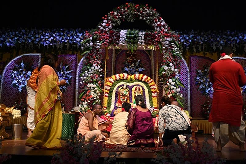 ದೇಶಾದ್ಯಂತ ಅದ್ಧೂರಿ, ಸಂಭ್ರಮದ ಕೃಷ್ಣ ಜನ್ಮಾಷ್ಟಮಿ ಆಚರಣೆ
