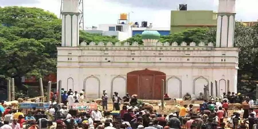 ಚಾಮರಾಜಪೇಟೆ ಈದ್ಗಾ ಮೈದಾನದಲ್ಲಿ ಗಣೇಶೋತ್ಸವಕ್ಕೆ ಹೈಕೋರ್ಟ್ ಗ್ರೀನ್ ಸಿಗ್ನಲ್