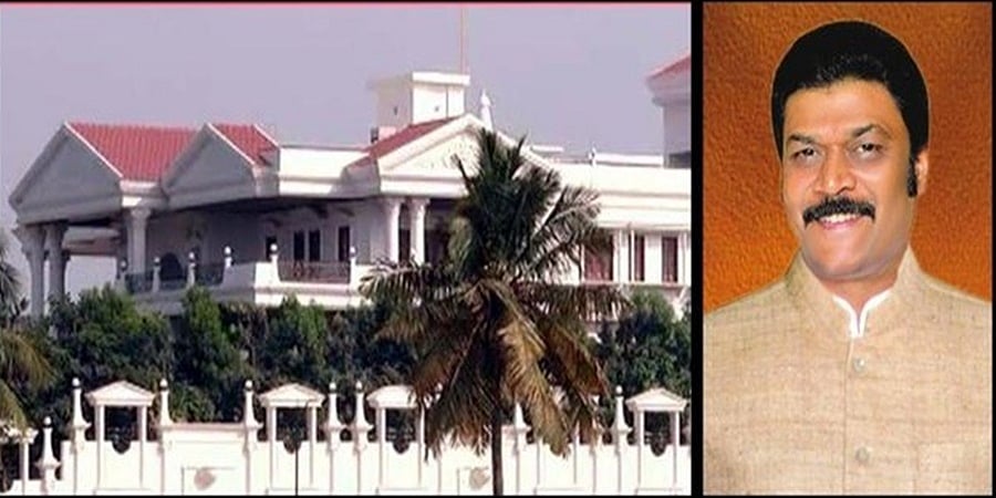 'ಮನೆಯಲ್ಲ, ಅರಮನೆಯನ್ನೇ ನಿರ್ಮಿಸಿರುವ ಸಚಿವ ಆನಂದ್ ಸಿಂಗ್ ವಿರುದ್ಧ ಕಾನೂನು ಕೆಲಸ ಮಾಡ್ತಿಲ್ಲ ಏಕೆ? ಕಾಂಗ್ರೆಸ್
