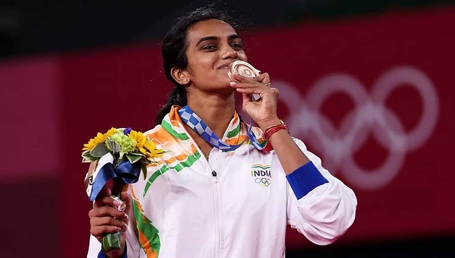 CWG 2022: ಕೊನೆಗೂ ಚಿನ್ನ ಗೆದ್ದು ಬೀಗಿದ ಪಿವಿ ಸಿಂಧು, ಭಾರತದ ಖಾತೆಯಲ್ಲಿ 56 ಪದಕ!