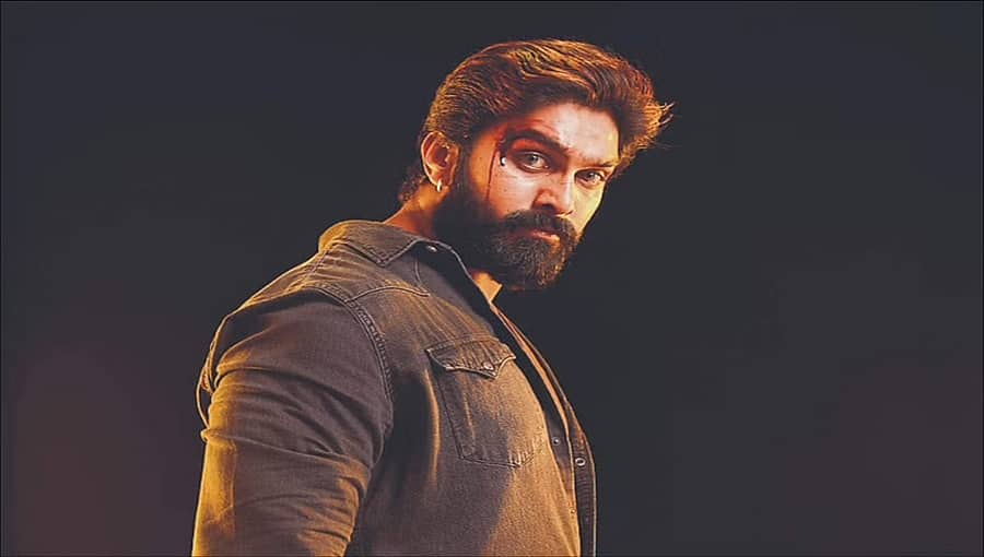 ಗಣೇಶ ಚತುರ್ಥಿಯಂದು ‘ಹಿರಣ್ಯ’ ಪೋಸ್ಟರ್ ರಿಲೀಸ್: ಮಾಸ್ ಲುಕ್ ನಲ್ಲಿ ರಾಜವರ್ಧನ್!