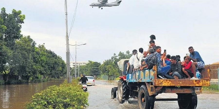ಮಹಾಮಳೆ: ನೀರು ಕಡಿಮೆಯಾದರೂ ಮಹದೇವಪುರ ನಿವಾಸಿಗಳಿಗೆ ಈಗ ಸೋಂಕಿನ ಭೀತಿ!