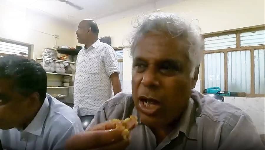 ಶಿವಾಜಿನಗರದ ಮಿಲಿಟರಿ ಹೋಟೆಲ್ ಊಟಕ್ಕೆ ಮನಸೋತ ನಟ ಆಶಿಶ್ ವಿದ್ಯಾರ್ಥಿ