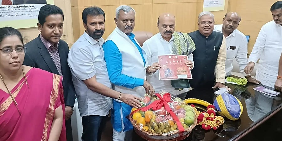 ಮೈಸೂರು ದಸರಾ ಮಹೋತ್ಸವ: ರಾಷ್ಟ್ರಪತಿ, ರಾಜ್ಯಪಾಲರು, ಸಿಎಂ ಬೊಮ್ಮಾಯಿ ಸೇರಿ ಹಲವರಿಗೆ ಆಹ್ವಾನ